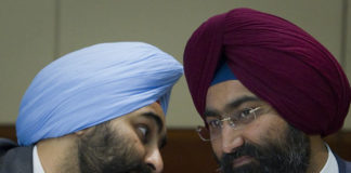 Malvinder and Shivinder Mohan Singh -"brother, looks like we’re in trouble".