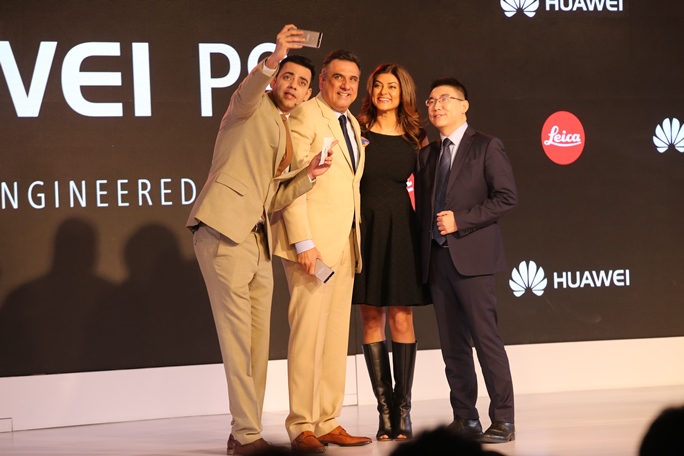 Boman Irani, Sushmita Sen and Peter Zhai, President, Huawei India Consumer Business Group launching the flagship Huawei P9 in New Delhi
