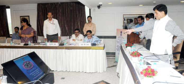 Piyush Goyal launching the Online Portal for filling of Evaluation Template for Star Rating of Mines