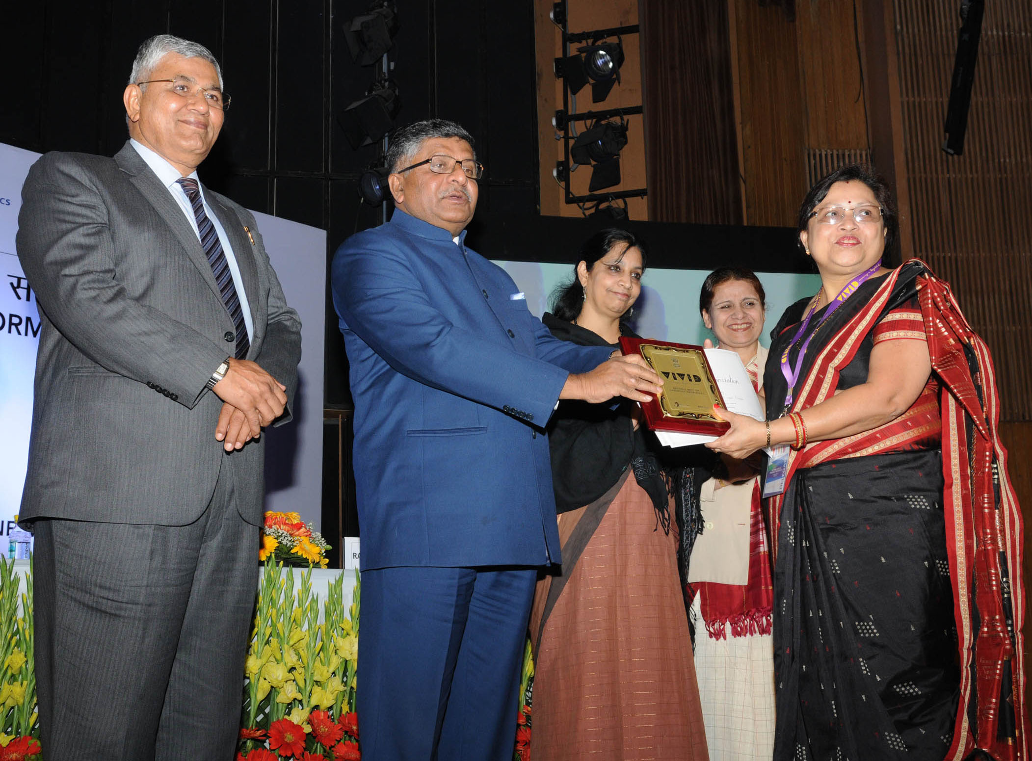 The Union Minister for Electronics & Information Technology and Law & Justice, Shri Ravi Shankar Prasad presented the appreciation certificates, at the inauguration of the National Meet on Grassroot Informatics - Weaving a Digital India, organised by the National Informatics Centre (NIC), in New Delhi on January 19, 2017. The Minister of State for Electronics & Information Technology and Law & Justice, Shri P.P. Chaudhary and the Secretary, Ministry of Electronics & Information Technology, Ms. Aruna Sundararajan are also seen.
