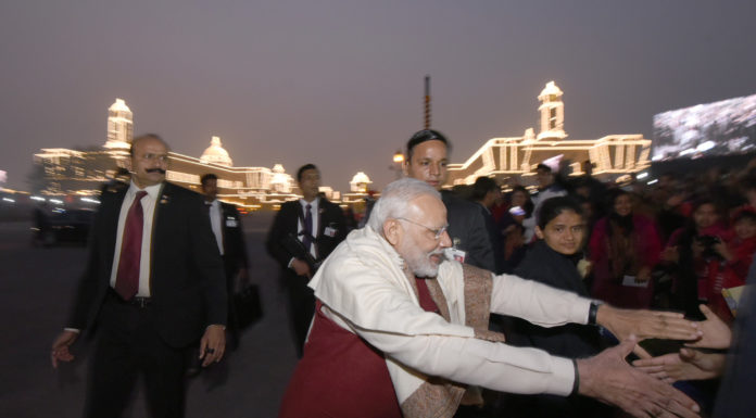 The Prime Minister, Shri Narendra Modi interacting with the people, at the 'Beating Retreat' ceremony, at Vijay Chowk, in New Delhi on January 29, 2017.