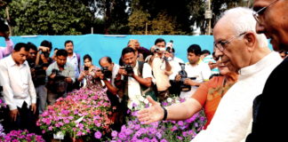 The Agri-Horticultural Society of India Closing Ceremony of 190th Annual Flower Show 2017 held at Kolkata – City of Joy rejoices with flowers The Closing Ceremony of AHSI 190th Annual Flower Show – 2017