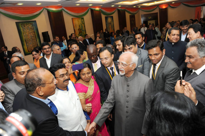 The Vice President, Shri M. Hamid Ansari with the Indian community, in Kampala, Uganda on February 23, 2017.