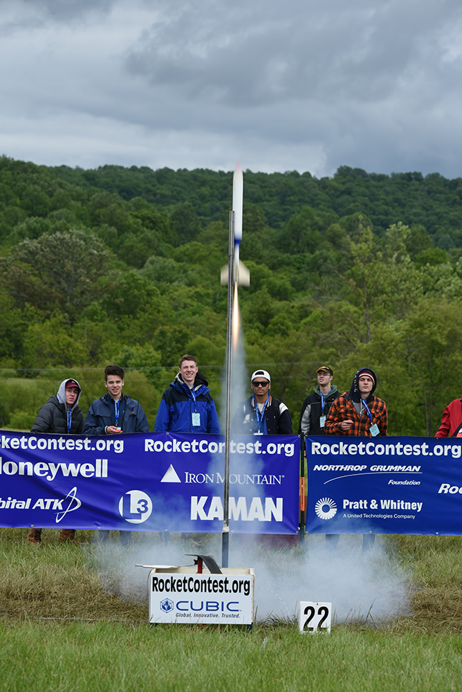 National Championship in World's Largest Rocket Contest