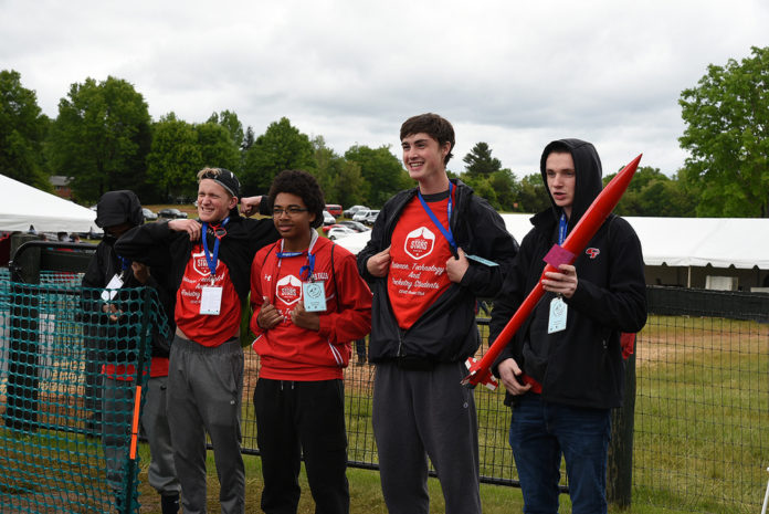 National Championship in World's Largest Rocket Contest