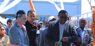 Inauguration- Raymond Ethiopia Garment Manufacturing Unit - Mr. Gautam Hari Singhania, CMD Ltd with Prime Minister of Ethiopia Mr. Hailemariam Desalegn