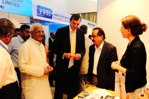 Lucia De Francesco With British High Commissioner to India & Power Minister of West Bengal Mr. Sovandev Chattopadhay - Italy