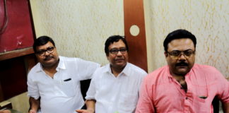 Manoj Tripathi and Friends at Dalhousie Athletic Club - Ilish Utsav 6