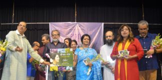 Pt Ajoy Chakarabarty, Subodh Sarkar, Urmimala Basu, Bratati Bandyopadhyay, Joy Goswami, Mahua Lahiri, Srikanto Acharya( L-R) at the release of Jibon Gaan poetry album by Bratati Bandyopadhyay