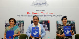 The Union Minister for Science & Technology, Earth Sciences and Environment, Forest & Climate Change, Dr. Harsh Vardhan releasing a souvenir on Role of SSB in combating Wildlife Crime, during the inaugural session of the seminar on Role of security forces in combating wildlife crimes, organised by the Sashastra Seema Bal (SSB), in New Delhi on September 22, 2017. The DG, SBB, Smt. Archana Ramasundaram and the Additional Director, Wildlife Crime Control Bureau, Smt. Tilotama Varma are also seen.