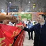 Li Baofang, Party Secretary and General Manager of Moutai Group, arrives at the promotion venue in South Africa (PRNewsfoto/Kweichow Moutai Co.,Ltd)