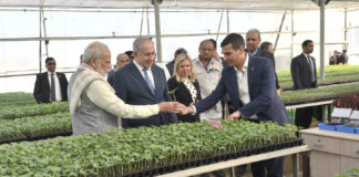The Prime Minister, Shri Narendra Modi and the Prime Minister of Israel, Mr. Benjamin Netanyahu, at the Centre of Excellence for Vegetables, at Vadrad, in Gujarat on January 17, 2018.