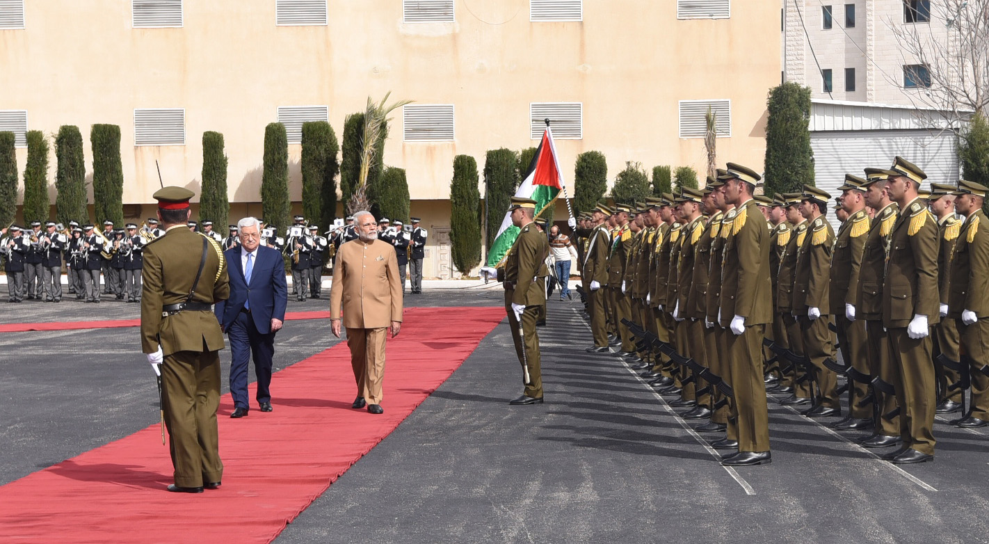 The Prime Minister, Shri Narendra Modi at the Ceremonial welcome, at Ramallah, Palestine on February 10, 2018.
