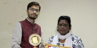 Manit Singh gets “Gau Seva Excellence Award” – Young Gun shows the way Manit Singh gets “Gau Seva Excellence Award” - Young Gun shows the way