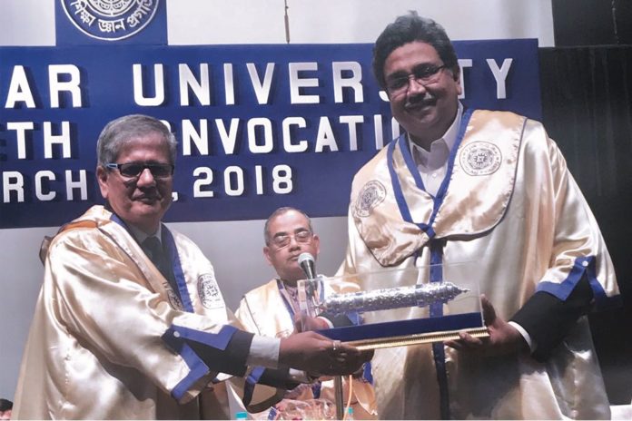 Harshavardhan Neotia receiving Doctorate of Literature from VC of Vidyas...