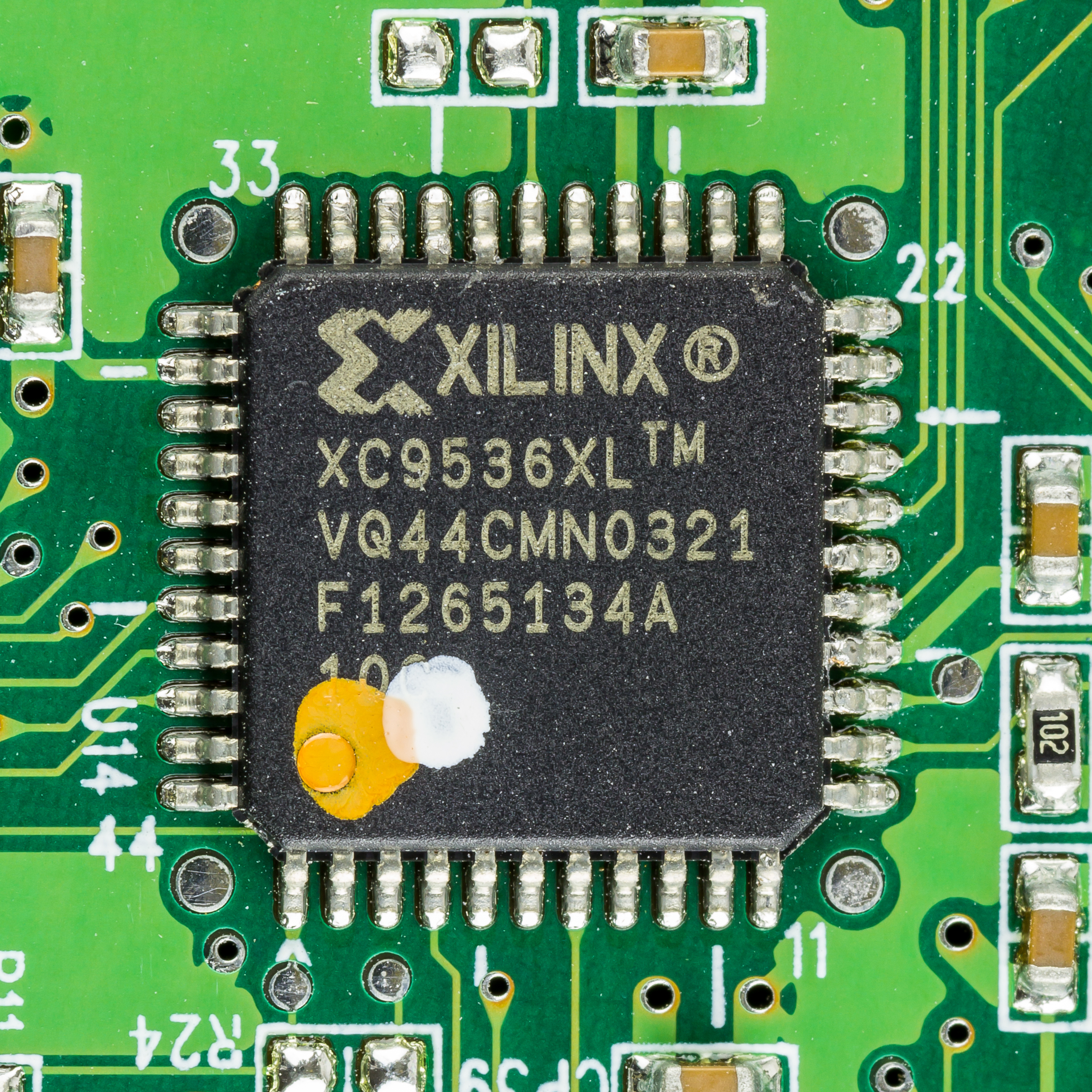 ZyXEL ZyAIR B-2000 - Xilinx XC9536XL