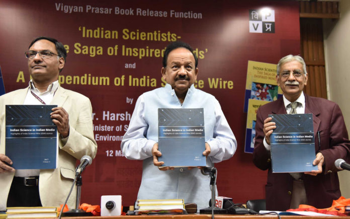 The Union Minister for Science & Technology, Earth Sciences and Environment, Forest & Climate Change, Dr. Harsh Vardhan releasing a Compendium of India Science Wire, at a function, in New Delhi on March 12, 2018. The Secretary, Department of Science and Technology, Prof. Ashutosh Sharma is also seen.
