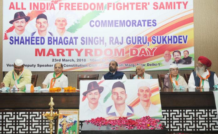 The Minister of State for Home Affairs, Shri Hansraj Gangaram Ahir at a function organised on the martyrdom day of Bhagat Singh, Rajguru and Sukhdev, in New Delhi on March 23, 2018.