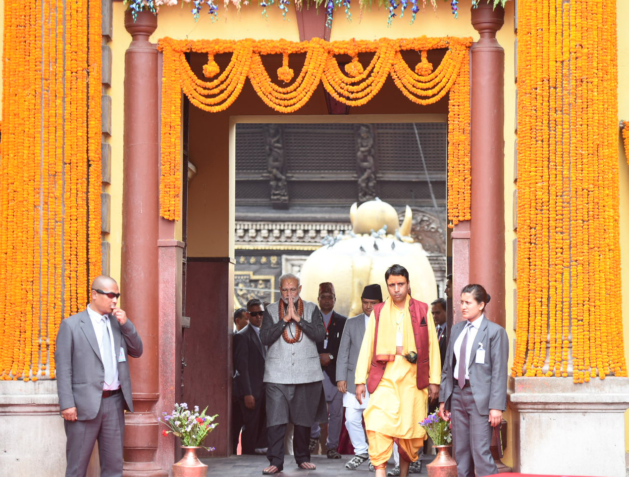 The Prime Minister, Shri Narendra Modi at Pashupatinath Temple, in Nepal on May 12, 2018.