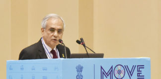 The Vice Chairman, NITI Aayog, Shri Rajiv Kumar addressing at the inauguration of the Global Mobility Summit, organised by NITI Aayog, in New Delhi on September 07, 2018.