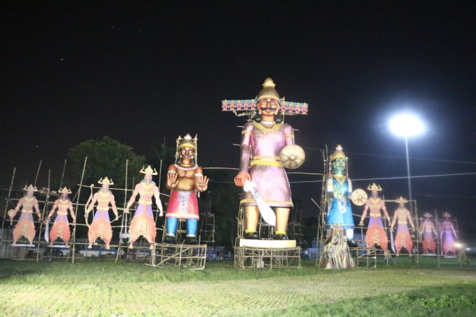 10 Ravana effigy burnt on Dussehra by Salt Lake Sanskritik Sansad & Sanmarg in Central Park(Salt Lake), Kolkata_10