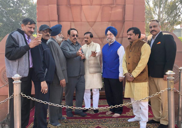 The Minister of State for Culture (I/C) and Environment, Forest & Climate Change, Dr. Mahesh Sharma along with the Minister of State for Housing and Urban Affairs (I/C), Shri Hardeep Singh Puri inspecting the site at Jallianwala Bagh as the Govt. prepares to observe the remembrance of “100 years of Jallianwala Bagh Massacre” in 2019, in Amritsar, Punjab on November 23, 2018.