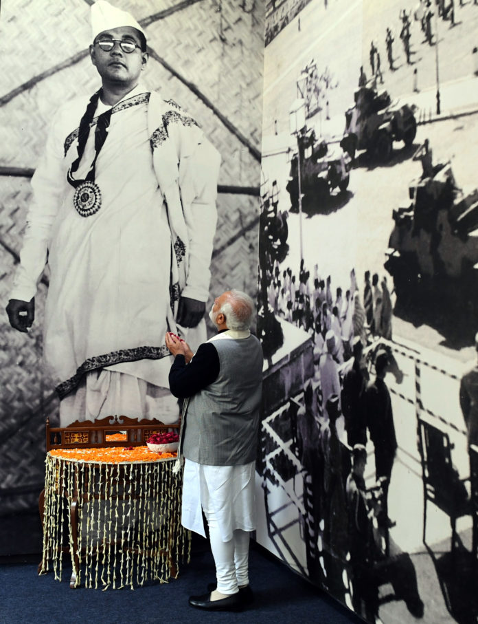 The Prime Minister, Shri Narendra Modi paying floral tributes to Netaji Subhas Chandra Bose, on his birth anniversary, at the inauguration of the Netaji Subhas Chandra Bose museum, at Red Fort, Delhi on January 23, 2019.