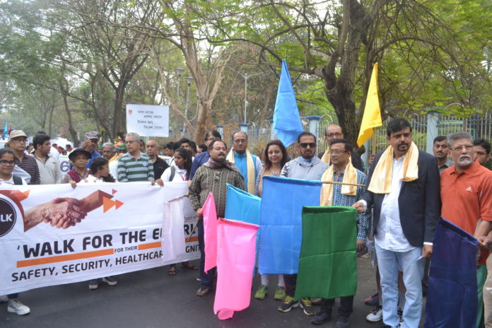 Sri. Sujit Bose, Minister of State for Fire & Emergency Services, Govt. of West Bengal, Sri Dibyendu Barua & wife Saheli Barua chess grandmasters at the flag off ceremony of NSHM'S Y-WALK - Walk for the elderly