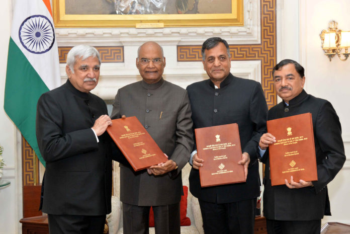 The Chief Election Commissioner, Shri Sunil Arora along with the Election Commissioners, Shri Ashok Lavasa and Shri Sushil Chandra called on the President, Shri Ram Nath Kovind and submitted list of newly elected members to the 17th Lok Sabha to the President, at Rashtrapati Bhavan, in New Delhi on May 25, 2019.