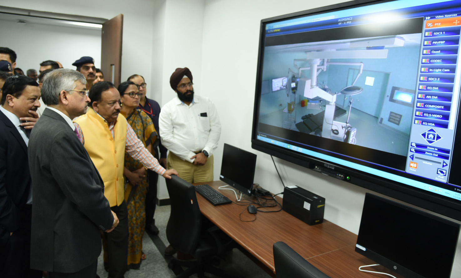 The Union Minister for Health & Family Welfare, Science & Technology and Earth Sciences, Dr. Harsh Vardhan visiting the National Cancer Institute, at Jhajjar, in Haryana on November 14, 2019.