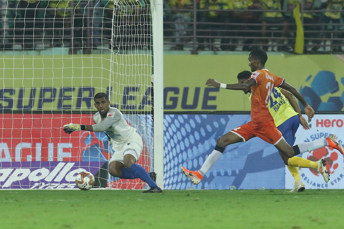 Lenny Rodrigues of FC Goa takes a kick to score a goal during match 29 of the Indian Super League ( ISL ) between the Kerala Blasters FC and FC Goa held at the Jawaharlal Nehru Stadium, Kochi, India on the 1st December 2019. Photo by: Faheem Hussain / SPORTZPICS for ISL