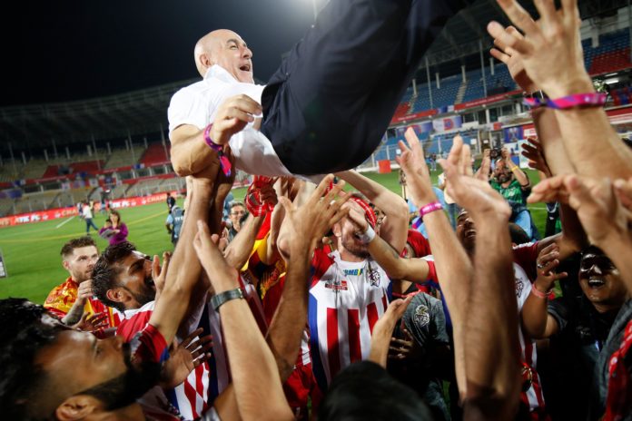 ATK FC celebrating during the final of the Indian Super League ( ISL ) between ATK FC and Chennaiyin FC held at the Jawaharlal Nehru Stadium, Goa, India on the 14th March 2020. Photo by: Saikat Das / SPORTZPICS for ISL
