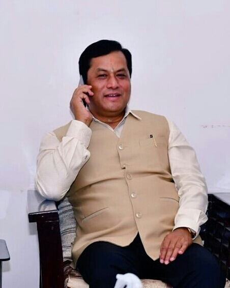 Assam Chief Minister Sarbananda Sonowal talks to eminent personalities over phone amid locdown