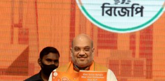 What Amit Shah tried to explain in the meeting at Egra in West Bengal Amit Shah with West Bengal Manifesto