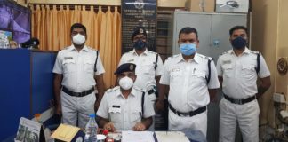 মানবতা আজ বেঁচে আছে – কলকাতা পুলিশের মানবিক রূপ Charu Market Thana