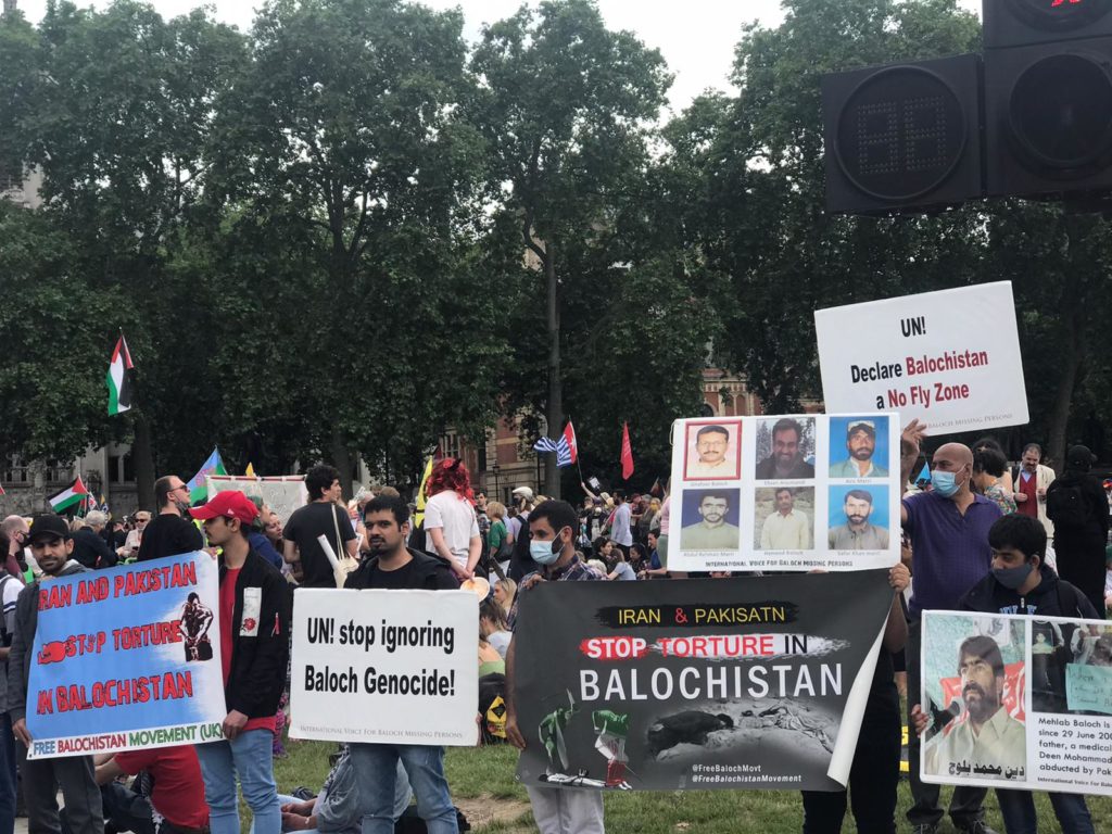 Free Balochistan movement UK branch have held a protest demonstration in-front of the British Parliament against Iranian and Pakistani state atrocities in Balochistan. 