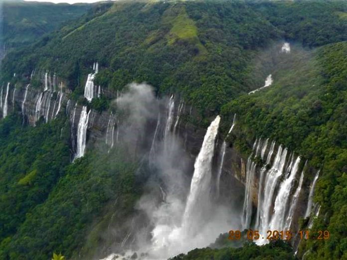 Noakalikai Falls By Wikipedia