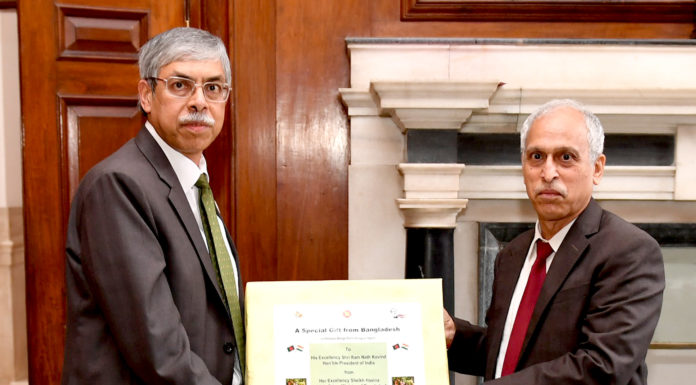 The Prime Minister of Bangladesh has gifted 1000 kgs of mangoes to the Hon'ble President of India
