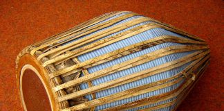 এক অন্য সাধুর গল্প Khol Musical Instrument