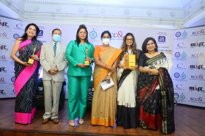 (L-R): Sudarshana Gangulee, Deb A. Mukherjee, Shaleni S Biswas,Dr.Shashi Panja Minu Budhia and Shaon Sen (L-R): Sudarshana Gangulee, Deb A. Mukherjee, Shaleni S Biswas,Dr.Shashi Panja Minu Budhia and Shaon Sen