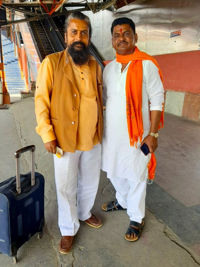 AcharyaManav Ji and Indrajit Sinha AcharyaManav Ji and Indrajit Sinha