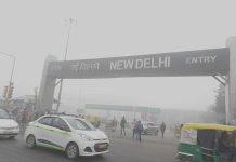 New Delhi Pollution due to Smog by Wikipedia