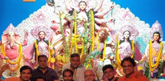 Media at Door – Nabami night is still young for Dream Excellency residents Durga Puja 2021 - Dream Excellency, New Town, Rajarhat