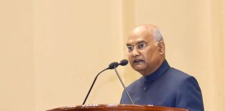 ভারতের রাষ্ট্রপতি স্বচ্ছ অমৃত মহোৎসবের প্রশংসা করেছেন এবং স্বচ্ছ সর্বেক্ষণ পুরস্কার-২০২১ প্রদান করেছেন The President, Shri Ram Nath Kovind addressing at the Swachh Amrit Mahotsav, organised by the Ministry of Housing and Urban Affairs, in New Delhi on November 20, 2021.