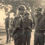 Lt Gen TN Raina, MVC talking to Brig Rajinder Nath, Cdr 62 Mtn Bde (26(2) Copyright remains with DPR MoD India