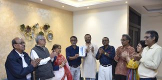 উদার আকাশ প্রকাশনের কাব্যগ্রন্থ ‘জুডাসের রাধা’র উদ্বোধন উদার আকাশ প্রকাশনের কাব্যগ্রন্থ 'জুডাসের রাধা'র উদ্বোধন