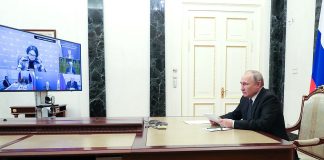President Putin Meets on economic issues
