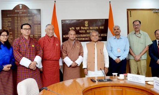 Bhutan's Economic Affairs Minister Shri Loknath Sharma calls on Union Agriculture Minister Shri Tomar