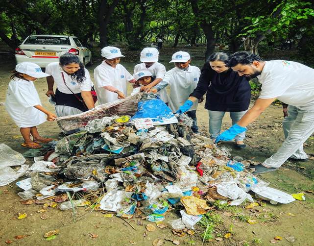 NMCG Organizes Clean Yamuna Campaign at 7 Ghats on River Yamuna in Delhi