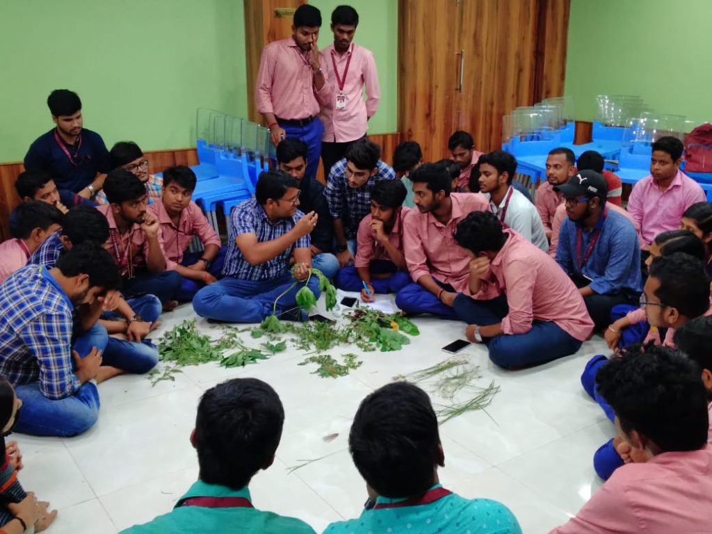 Botanical Survey of India organized the Herbarium methodology and Plant Nomenclature workshop at Midnapore City College